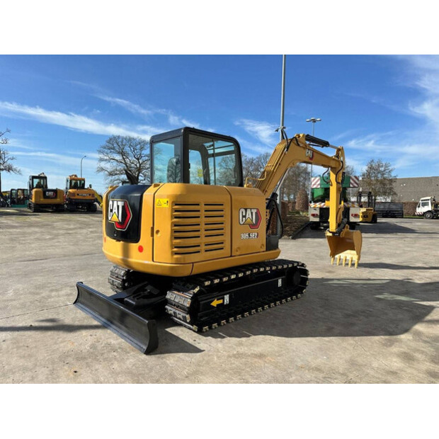 2017 Caterpillar 305.5E2-46290300