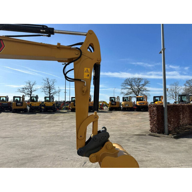 2017 Caterpillar 305.5E2-46290308