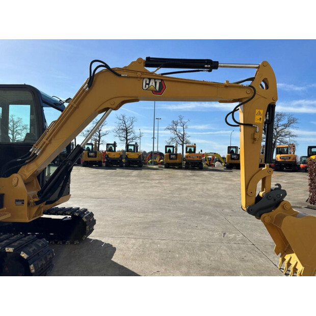 2017 Caterpillar 305.5E2-46290310