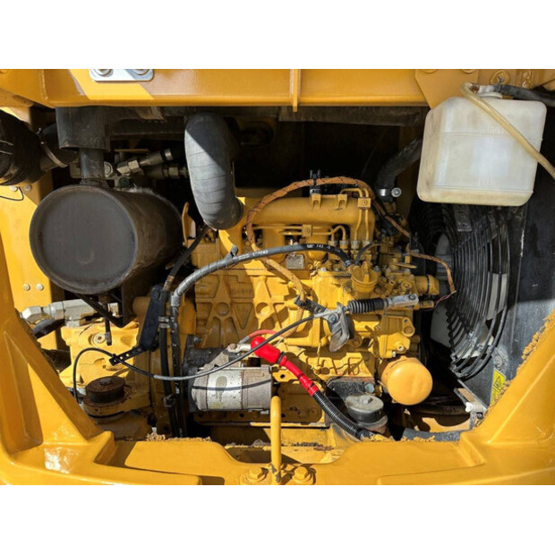 2017 Caterpillar 305.5E2-46290322