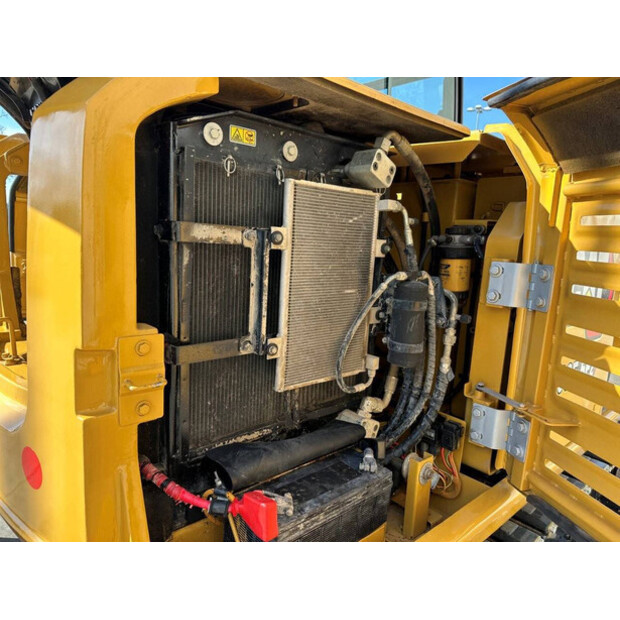 2017 Caterpillar 305.5E2-46290327