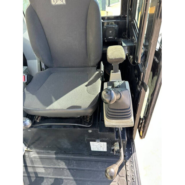 2017 Caterpillar 305.5E2-46290335