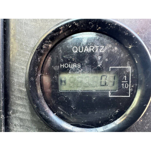 2017 Caterpillar 305.5E2-46290337