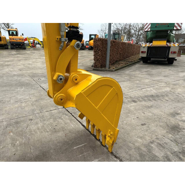 2020 Komatsu PC56-7-46290348