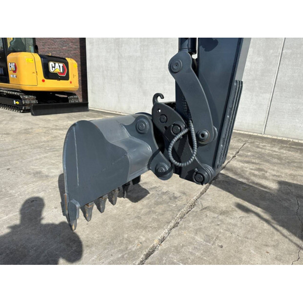 2017 فولفو EC55D-46290387