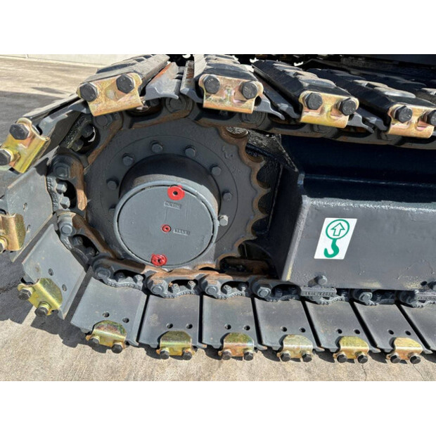 2017 فولفو EC55D-46290398