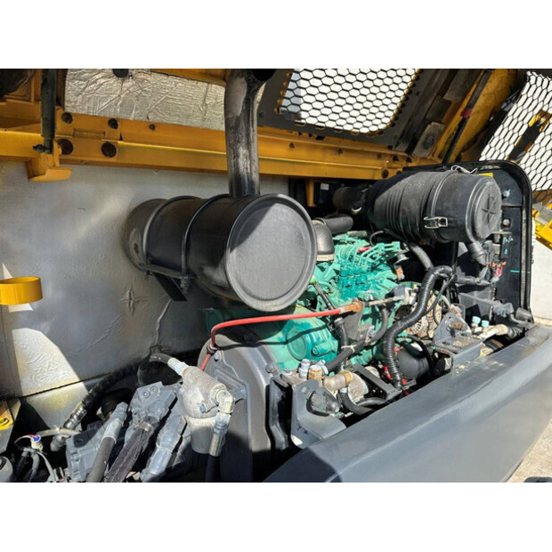 2017 فولفو EC55D-46290405