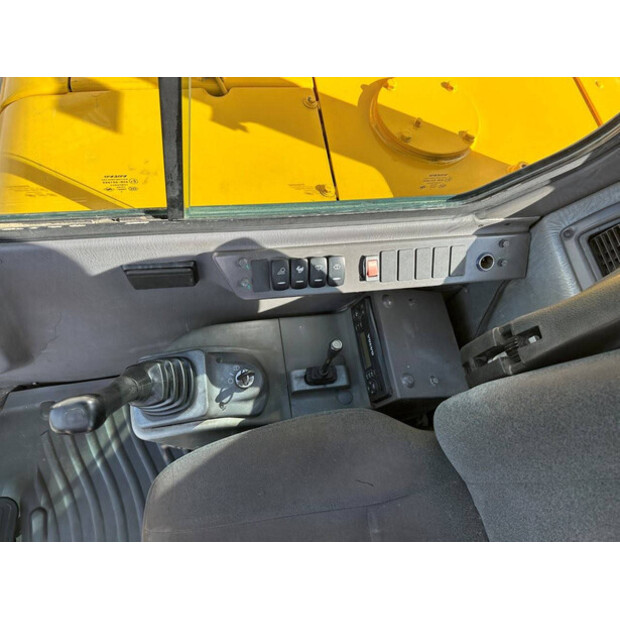 2017 فولفو EC55D-46290413