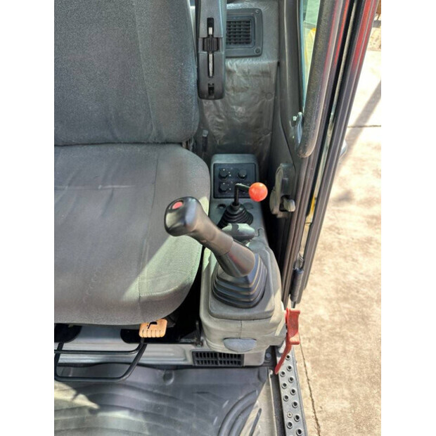 2017 فولفو EC55D-46290416