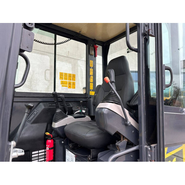 2020 Komatsu PC56-7-46290451