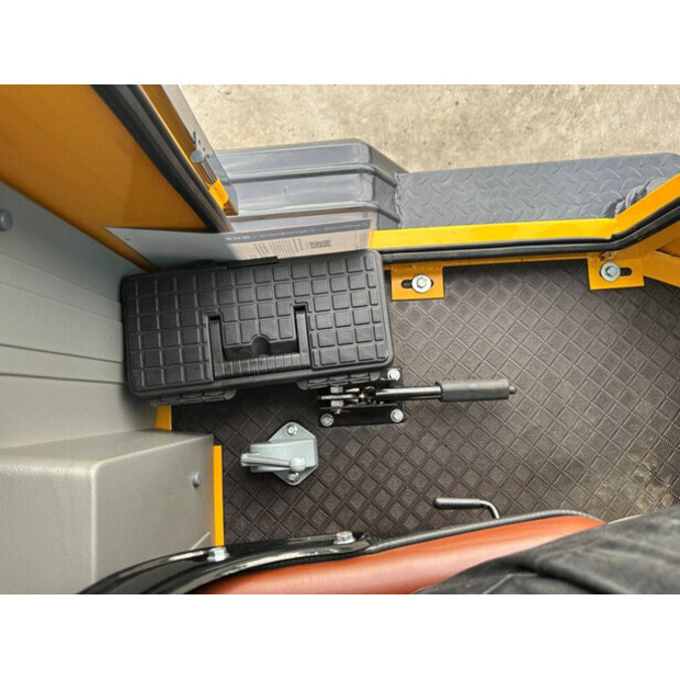 2025 Blanche TW36-46290710