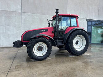 Image for TRACTORS 2005 Valtra T150