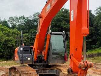 2009-hitachi-zx200-3-1437308-46290854