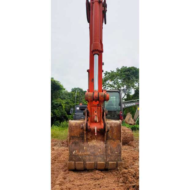 2009 هيتاشى ZX200-3-46290857