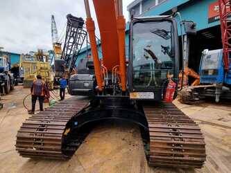 2020-hitachi-zx200-5g-1437312-46290885