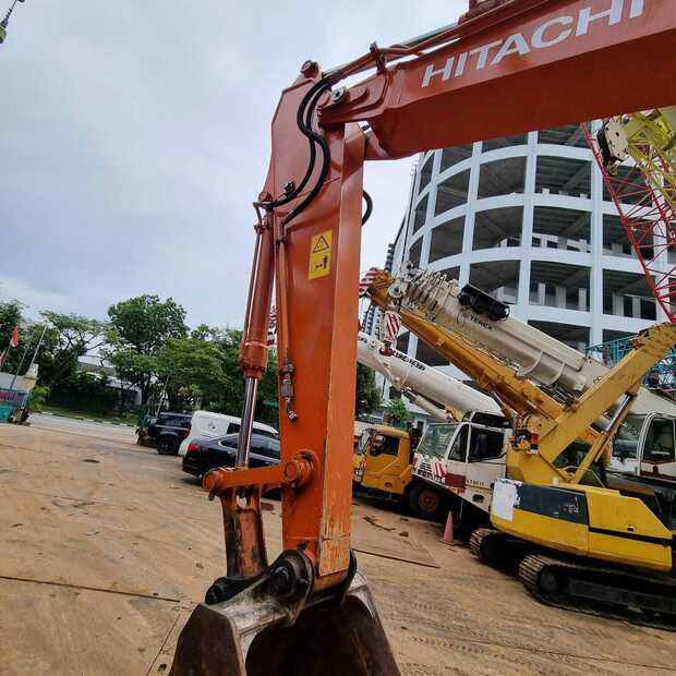 2020 Hitachi ZX200-5G-46290887