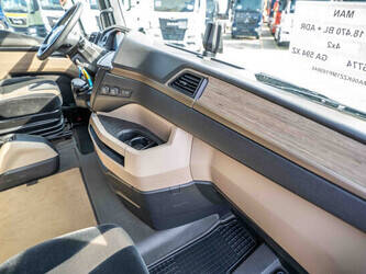 2021-man-tgx-18-470-1437327-46291433