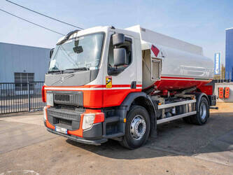 صورة ل ناقلات النفط 2014 فولفو FE 280