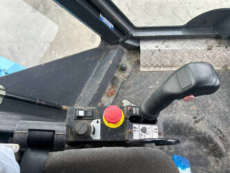 2011-ammann-av130x-1437398-46292981