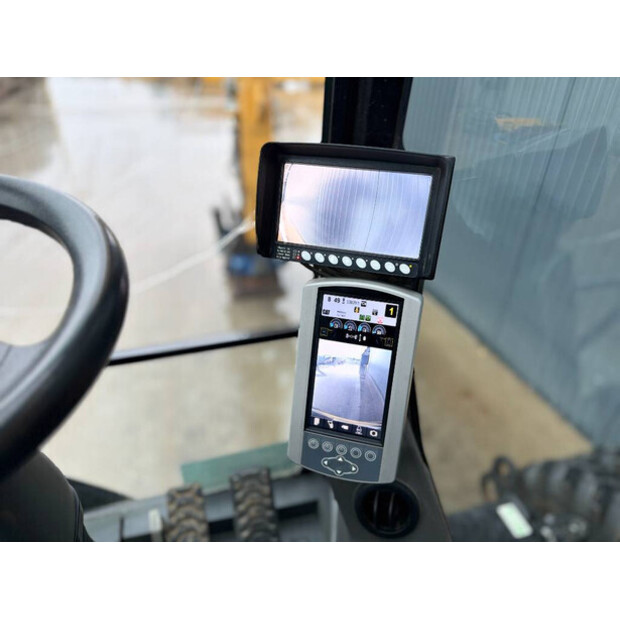 2015 كاتربيلر M318F-46293260