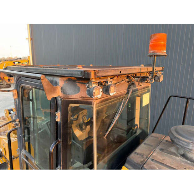 2017 Caterpillar 966M-46293657
