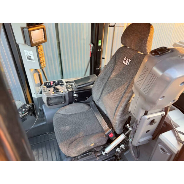 2017 Caterpillar 966M-46293682