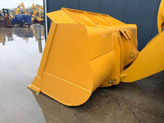 2023-caterpillar-972-14a-4400h-idle-time-original-paint-46293718