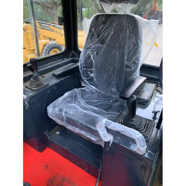 2020 Caterpillar D5K-46293794