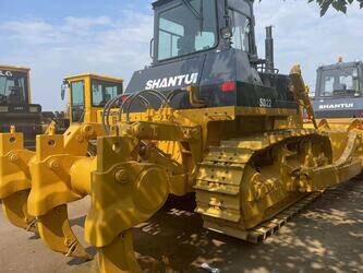 صورة ل جرارات مجنزرة 2023 شانتو SD22