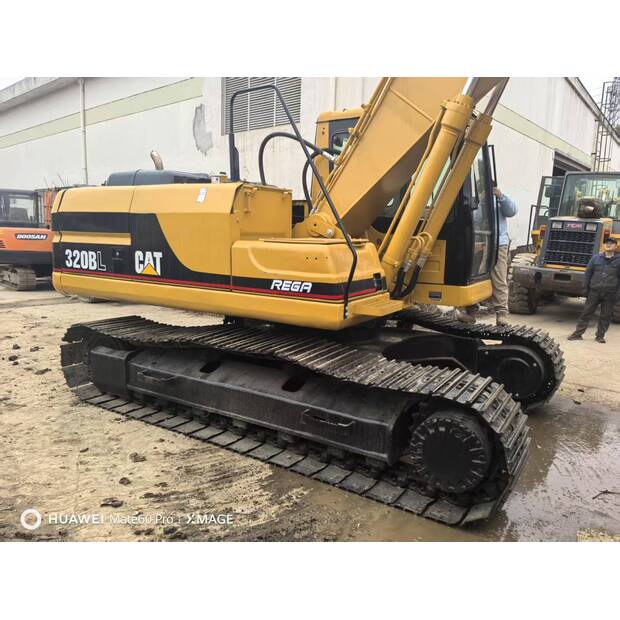 2018 Caterpillar 320BL-46293828