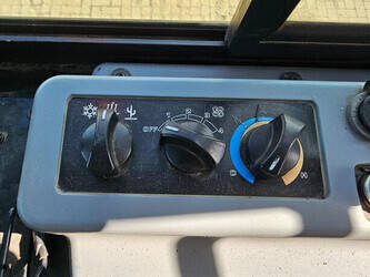 2009-komatsu-d51px-22-1435136-46293979