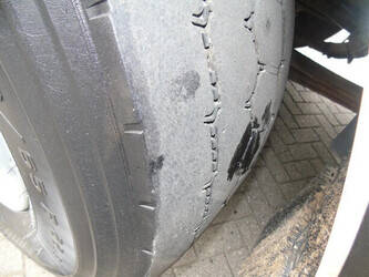 2011-volvo-fh-1428730-46294002