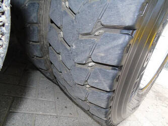 2011-volvo-fh-1428730-46294004