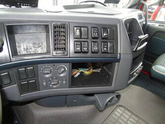 2011-volvo-fh-1428730-46294010