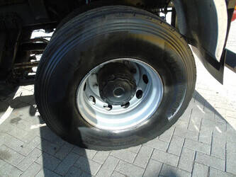 2009-man-tgx-1437435-46294265