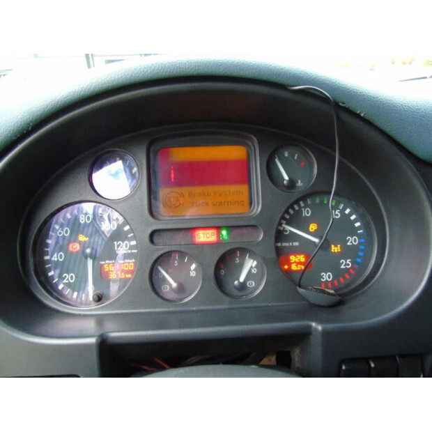 2003 داف CF-46294310