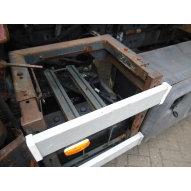 2003 داف CF-46294331