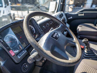 2005-man-tga-41-390-bb-1437440-46294517