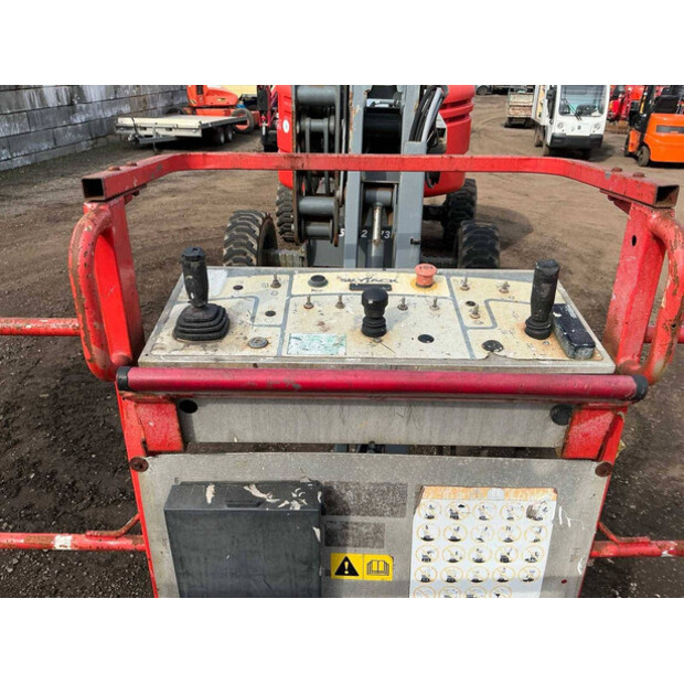 2014 سكايجاك SJ15AJ-46294760