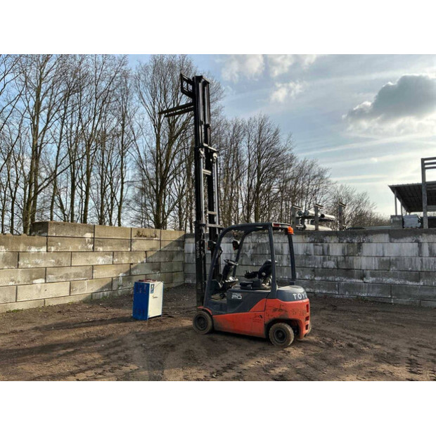 2009 Toyota 8BFMT20-46294806