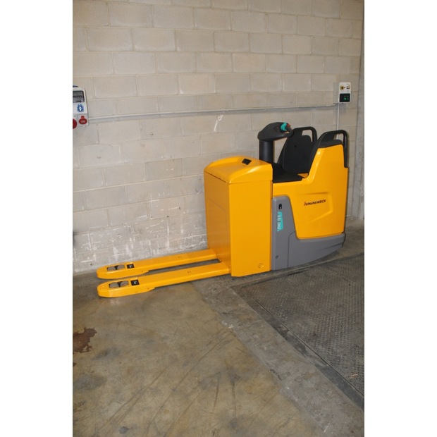 2020 Jungheinrich ERE 225-46303463