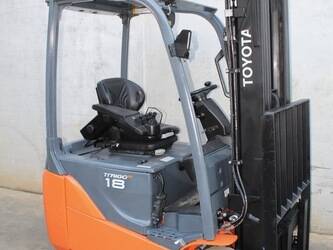 صورة ل رافعات 2019 تويوتا 8FBEK18T