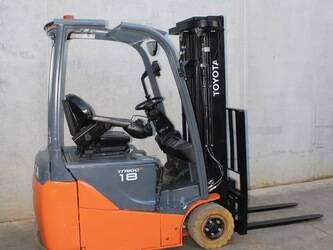 2019-toyota-8fbek18t-1432341-46303583