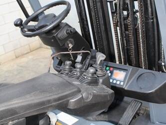 2019-toyota-8fbek18t-1432341-46303589