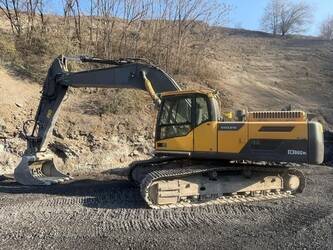 Image for TRACKED EXCAVATORS 2014 Volvo EC300DNL