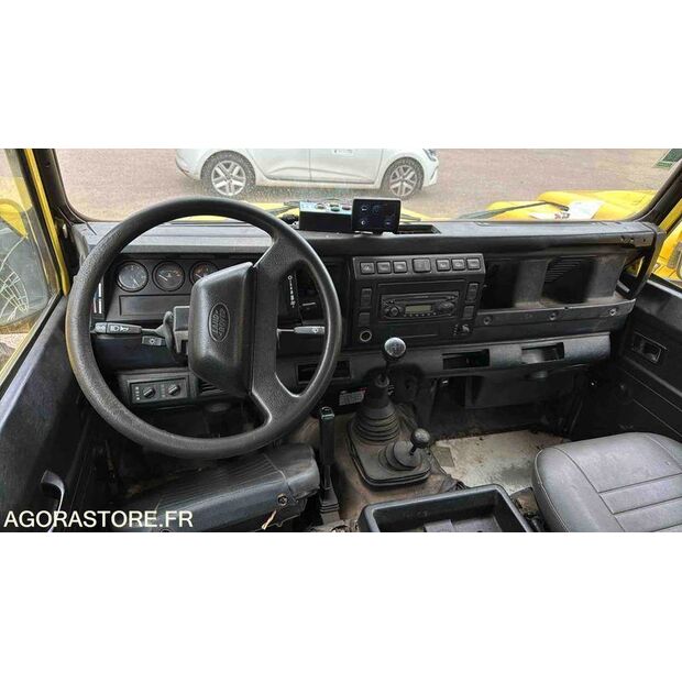 2006 Land Rover Defender-46309931