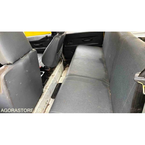 2006 Land Rover Defender-46309935