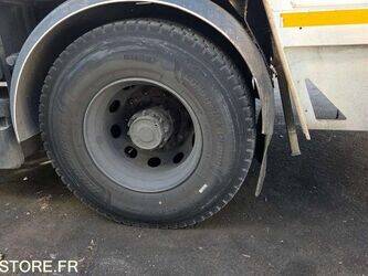 2015-renault-d-wide-1437635-46310025