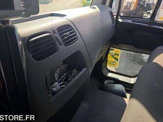 2015-renault-d-wide-1437635-46310041