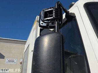2015-renault-d-wide-1437635-46310045